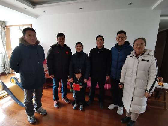 说明: C:\Users\Administrator\Desktop\万象城allwincity官网走访慰问离退休老同志2022.1.17\微信图片_20220117105224.jpg