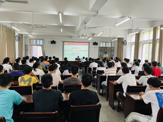 说明: C:\Users\Administrator\Desktop\万象城allwincity官网举办学习习近平总书记“七一”重要讲话精神宣讲报告会\万象城allwincity官网举办学习习近平总书记“七一”重要讲话精神宣讲报告会\bb10e9eb831a107a1bf895c843e661d.jpg