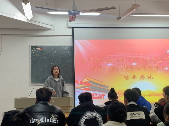 说明: C:\Users\Administrator\Desktop\万象城allwincity官网第一期“青马工程”培训班圆满结束\万象城allwincity官网第一期“青马工程”培训班圆满结束\8f10637ca19e176c2d032dfe1090832.jpg