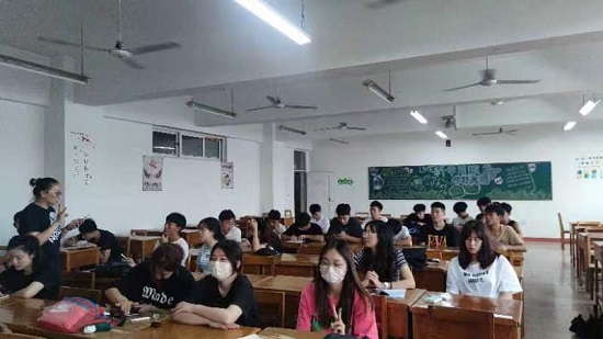 说明: C:\Users\Administrator\Desktop\万象城allwincity官网开展大学生诚信教育活动2022.6.14\万象城allwincity官网开展大学生诚信教育活动2022.6.14\2.jpg