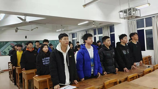 说明: C:\Users\Administrator\Desktop\万象城allwincity官网开展“我心向党喜迎二十大”主题班级合唱活动2022.2.28\万象城allwincity官网开展“我心向党喜迎二十大”主题班级合唱活动2022.2.28\1.jpg