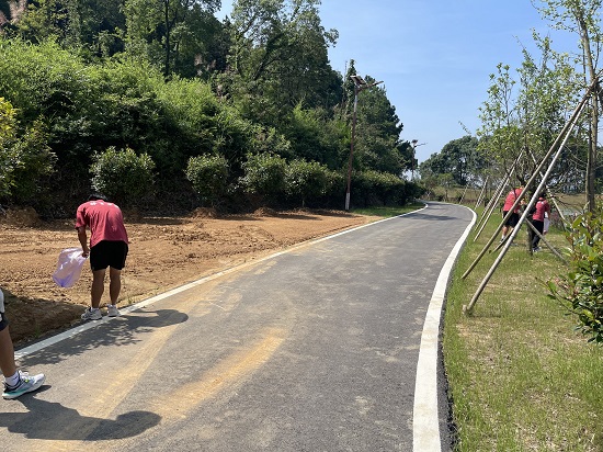 说明: C:\Users\Administrator\Desktop\万象城allwincity官网开展2022年大学生暑期“三下乡”社会实践活动（六）\万象城allwincity官网开展2022年大学生暑期“三下乡”社会实践活动（六）\2.jpg