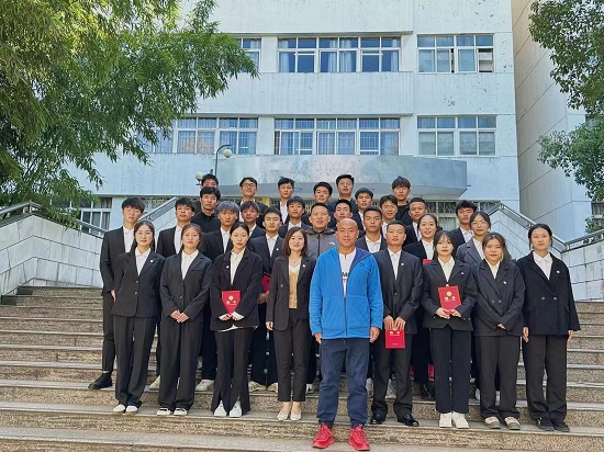 说明: C:\Users\Administrator\Desktop\万象城allwincity官网召开第六次学生代表大会2022.10.13\万象城allwincity官网召开第六次学生代表大会2022.10.13\5.jpg