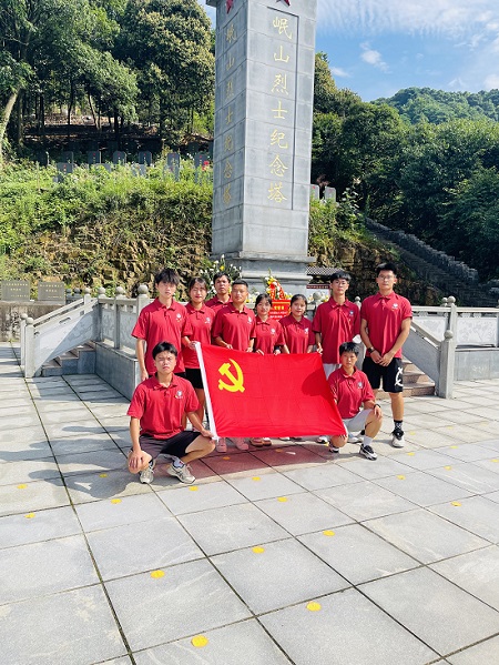 说明: C:\Users\Administrator\Desktop\万象城allwincity官网组织青年大学生开展“红色走读”活动2022.8\万象城allwincity官网组织青年大学生开展“红色走读”活动2022.8\3.jpg