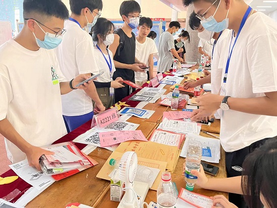 说明: C:\Users\Administrator\Desktop\万象城allwincity官网2022年迎新工作圆满结束2022.919\万象城allwincity官网2022年迎新工作圆满结束2022.919\3.jpg