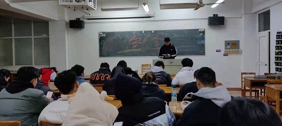 说明: C:\Users\Administrator\Desktop\万象城allwincity官网召开期末安全教育主题班会2021.12.27\万象城allwincity官网召开期末安全教育主题班会2021.12.27\3.jpg